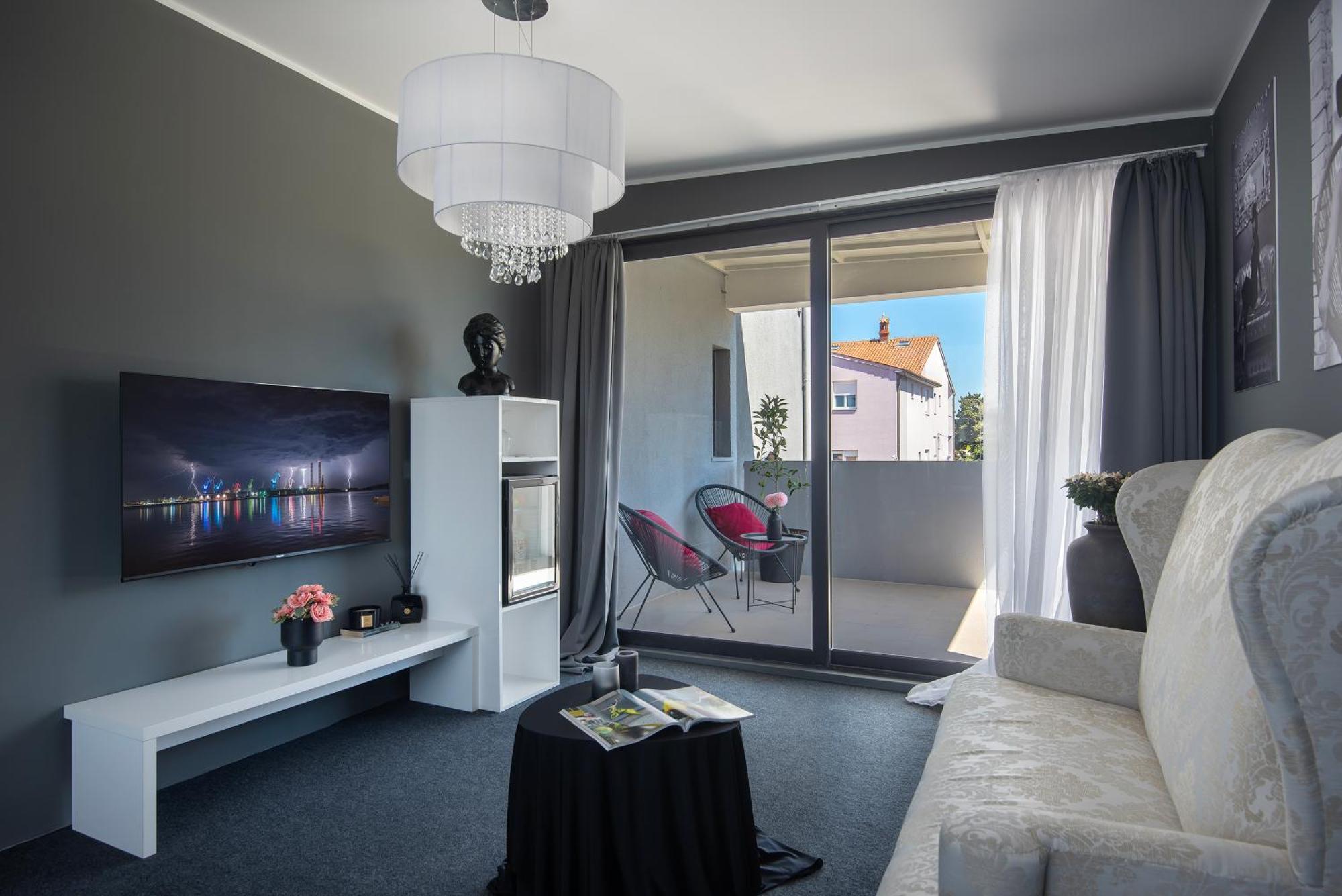Boutique Hotel Chevalier By Bura Hotels - Adults Only 梅杜林 外观 照片