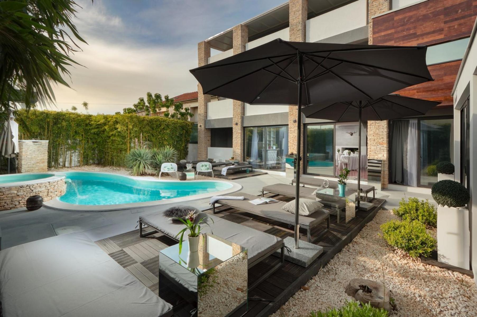 Boutique Hotel Chevalier By Bura Hotels - Adults Only 梅杜林 外观 照片